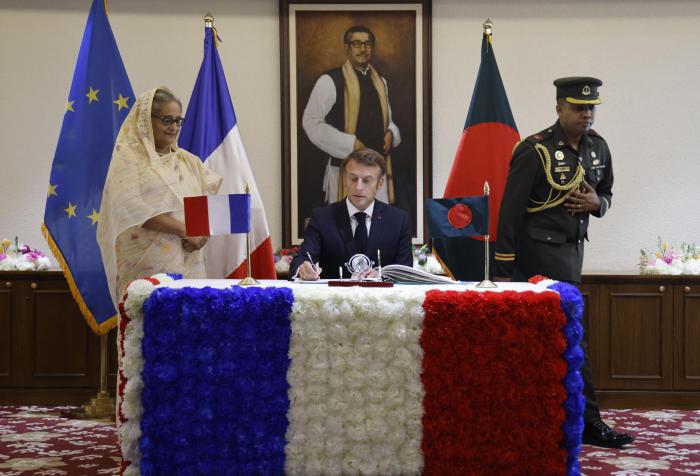 Presiden Prancis Macron Tiba di Indonesia