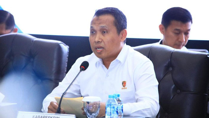Foto: Kabareskrim Polri Komjen Syahardiantono (Dok.Polri) Baca artikel detiknews, "Kabareskrim Wanti-wanti Internal Polri soal Narkoba, Pastikan Ditindak Tegas" selengkapnya https://news.detik.com/berita/d-8173281/kabareskrim-wanti-wanti-internal-polri-soal-narkoba-pastikan-ditindak-tegas. Download Apps Detikcom Sekarang https://apps.detik.com/detik/